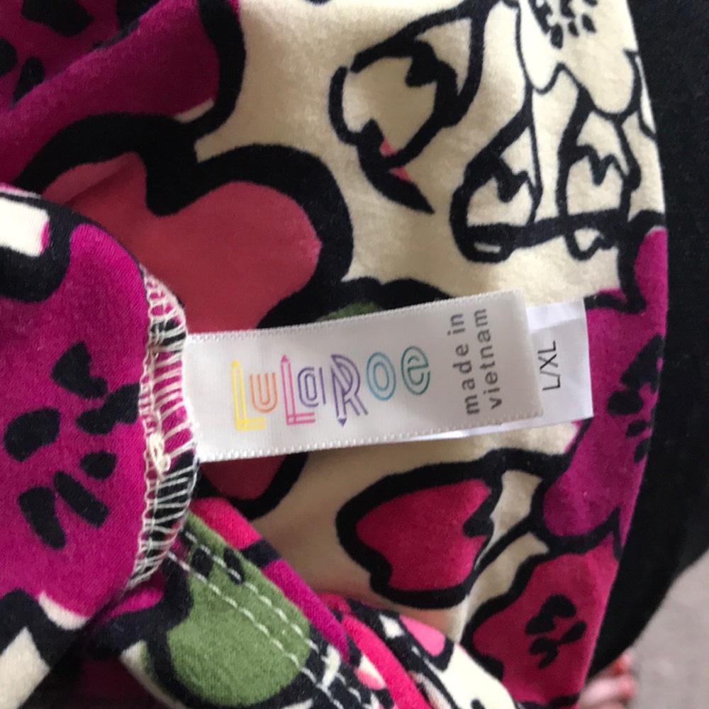 Gorgeous LulaRoe l/xl girls leggings
